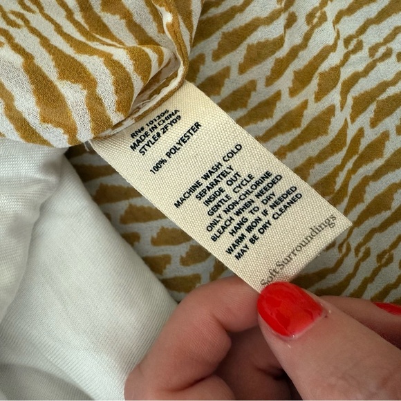 NWT Soft Surroundings Eliza Shirt Bronze Abstract Size Large with Knit Tank Boho - Picture 12 of 13